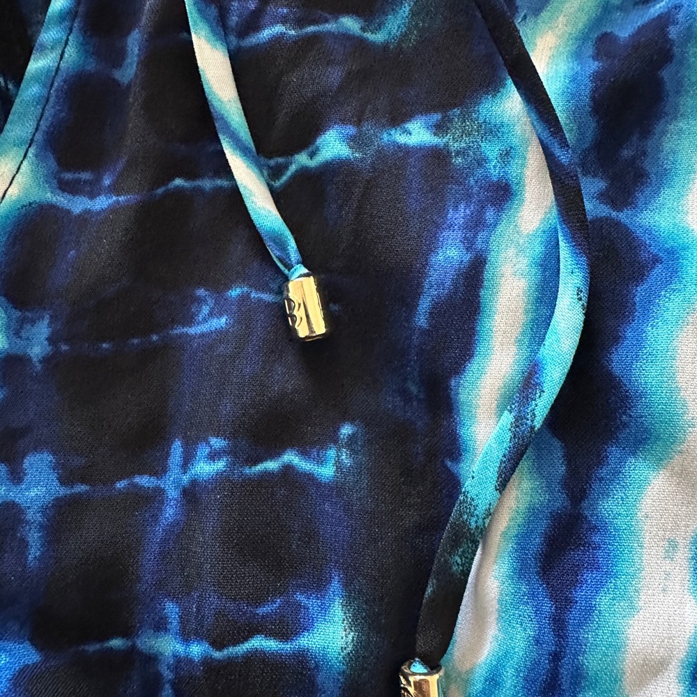 Beach Bunny Making Waves Blue Tie Dye Romper - Picture 7 of 9